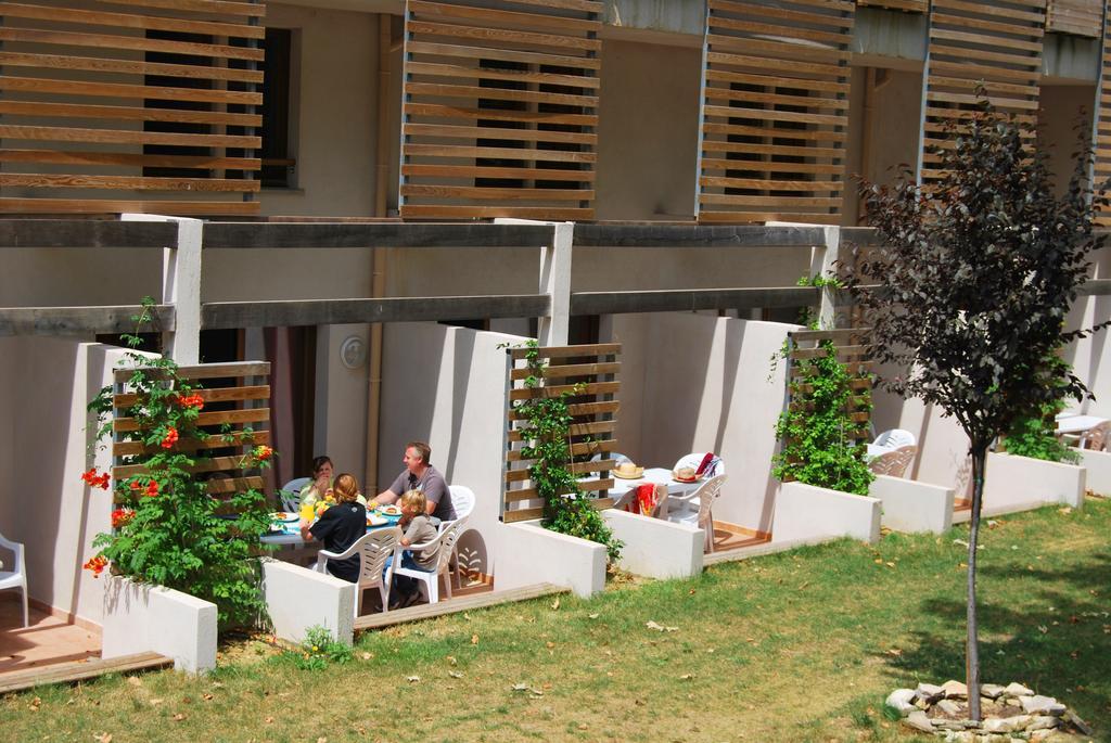 Lagrange Grand Bleu Vacances – Résidence La Closerie Barjac  Esterno foto